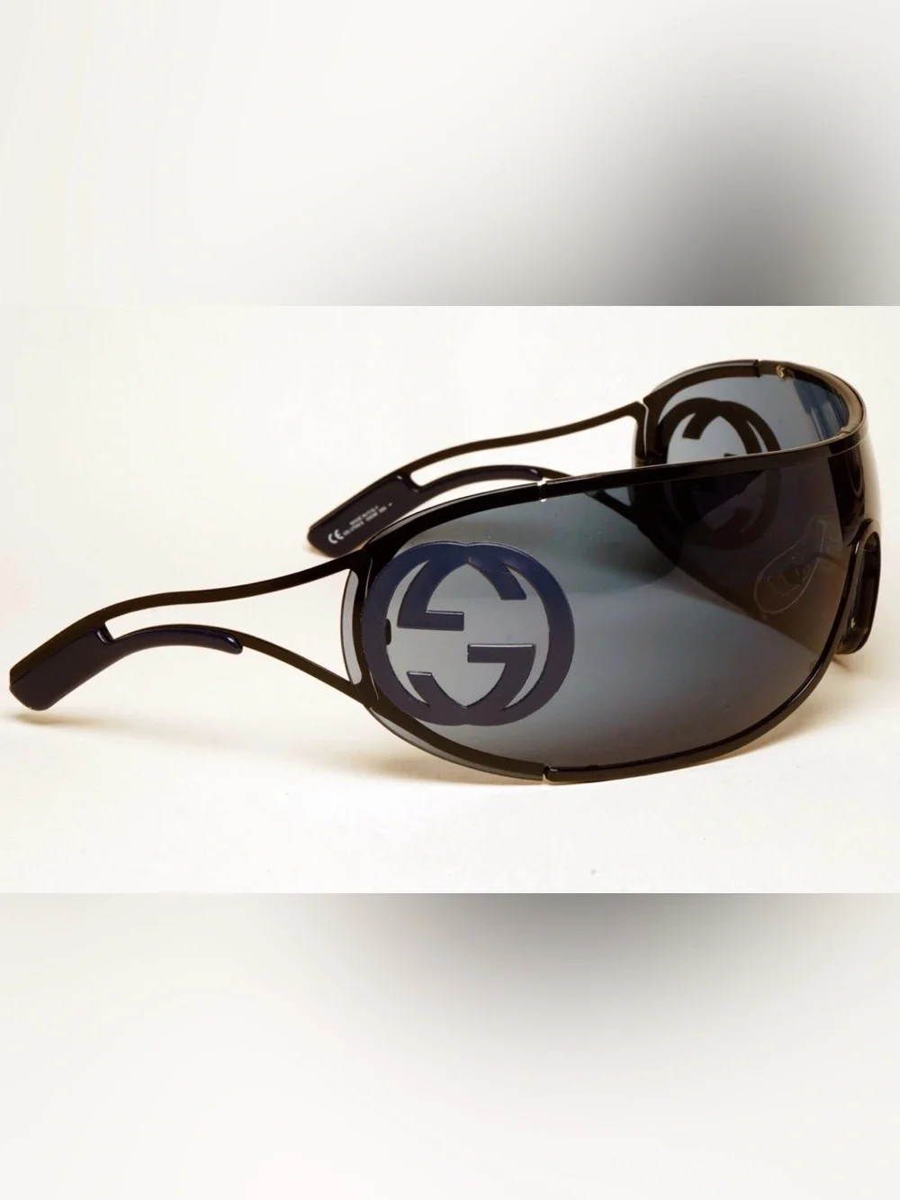 💯 🕶️ Authentic Gucci Black GG Shield Sunglasses 😎 rare